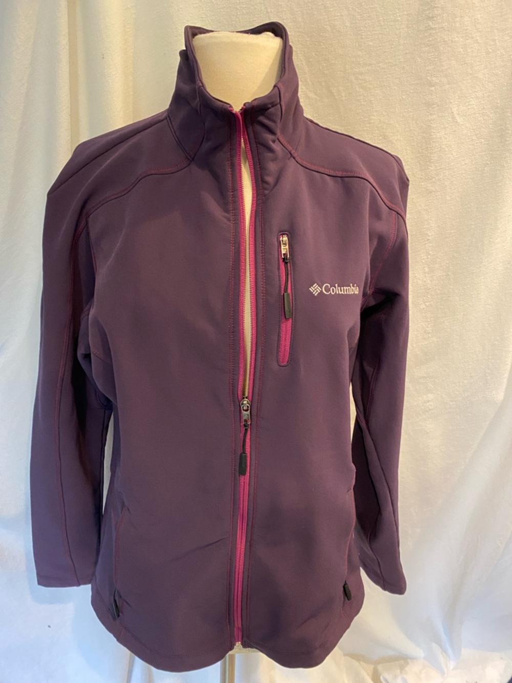 Columbia Women's Plum Softshell Jacket